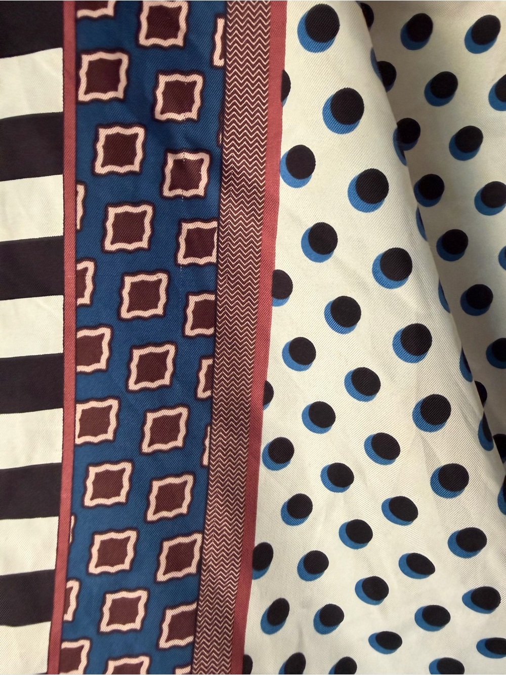 Zara Patterned Scarf - Picture 3 of 4